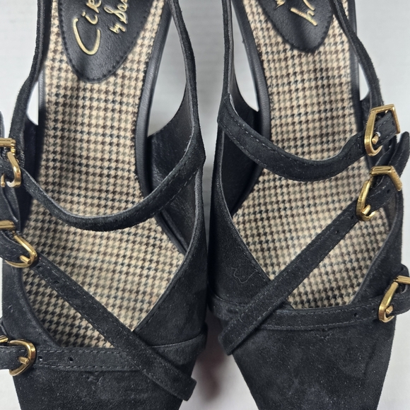Circus by Sam Edelman Fraya Slingback Black Suede Pumps with Gold Buckles-Size 7 - Picture 15 of 15